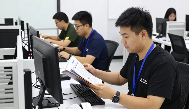 广州微程鱼飞科技有限公司介绍专业技术开发能力